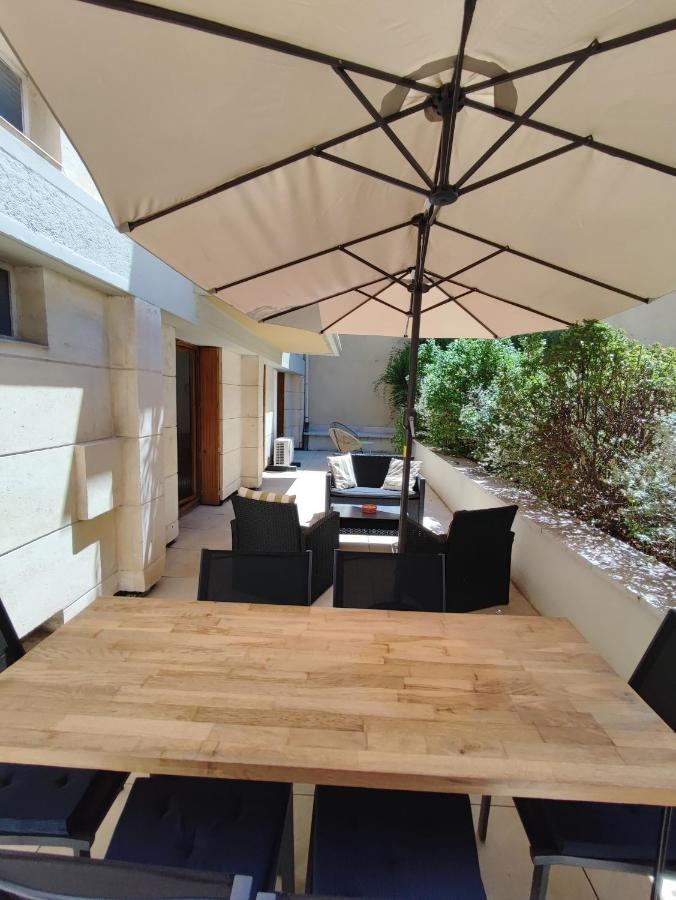 Apartamento Le Thiers-Temps - Ac Clim - Grande Terrasse - Proche Theatres Aviñón Exterior foto